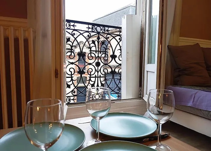 510 Hypercentre A Proximité Des Principaux Centres D'intérets De La